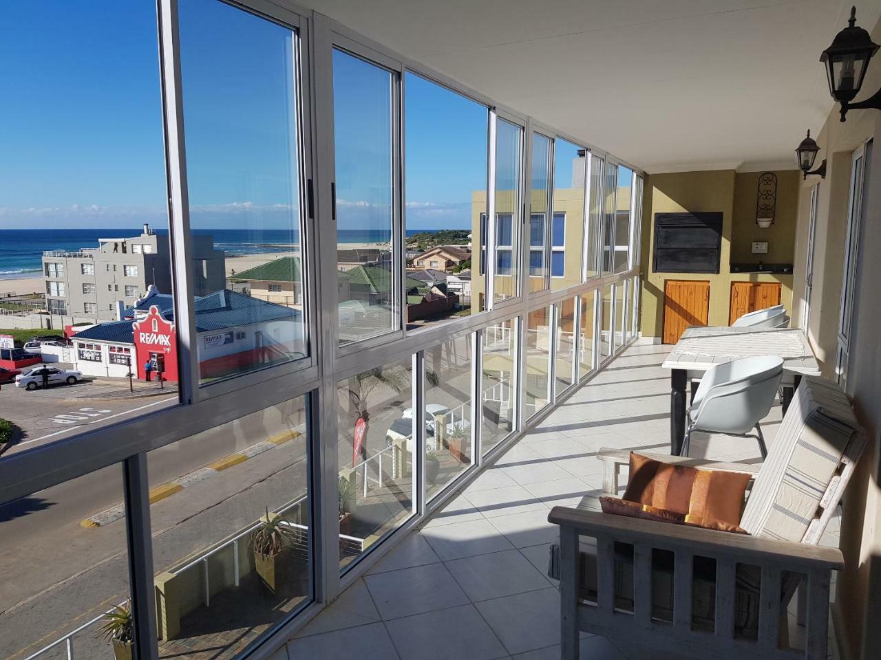 Main Beach Penthouse Jeffreys Bay Esterno foto
